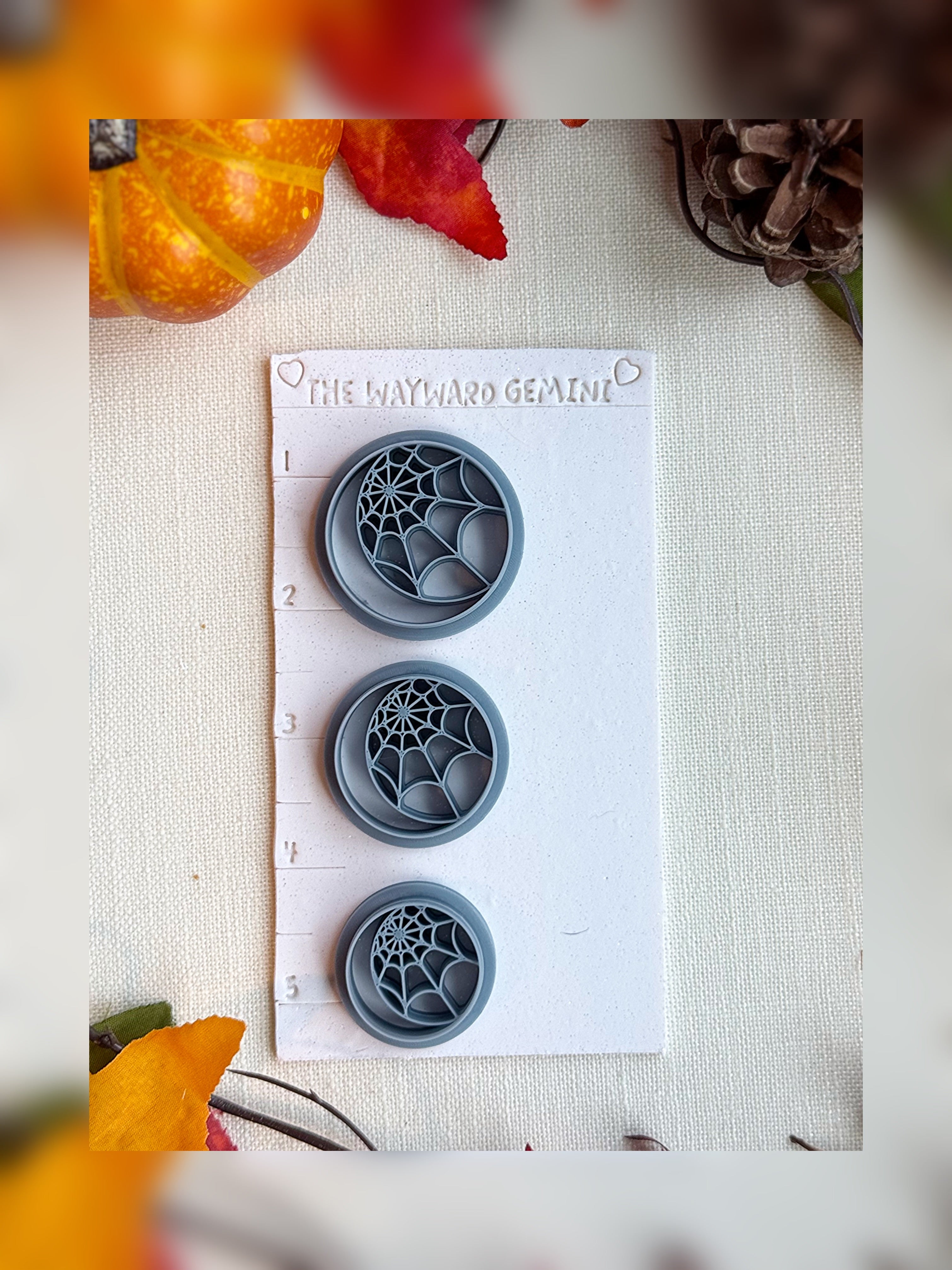 🕸️ Silken Shadows Clay Cutter – Polymer Clay Tool for Halloween