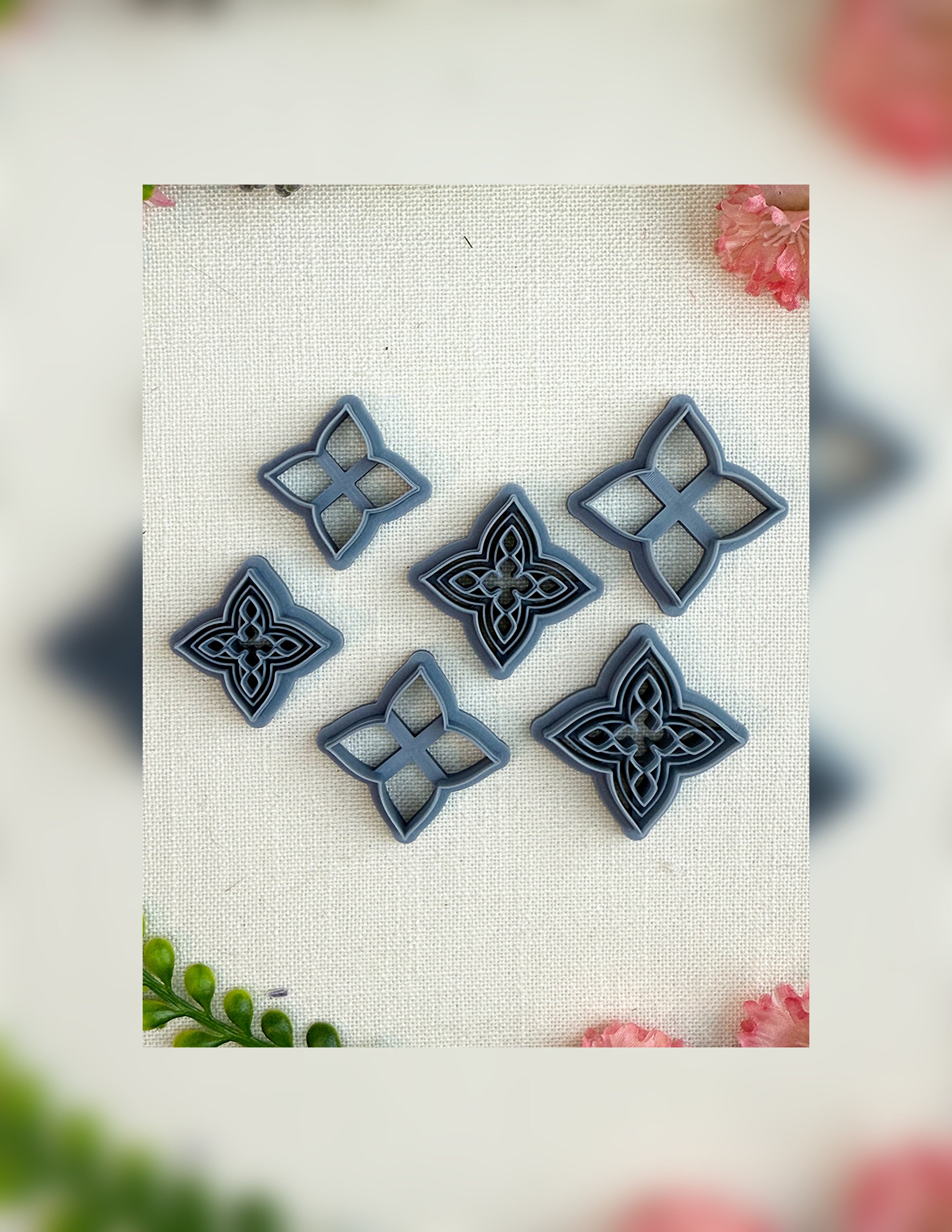 Cathedral Clover Window Clay Cutter – Polymer Clay