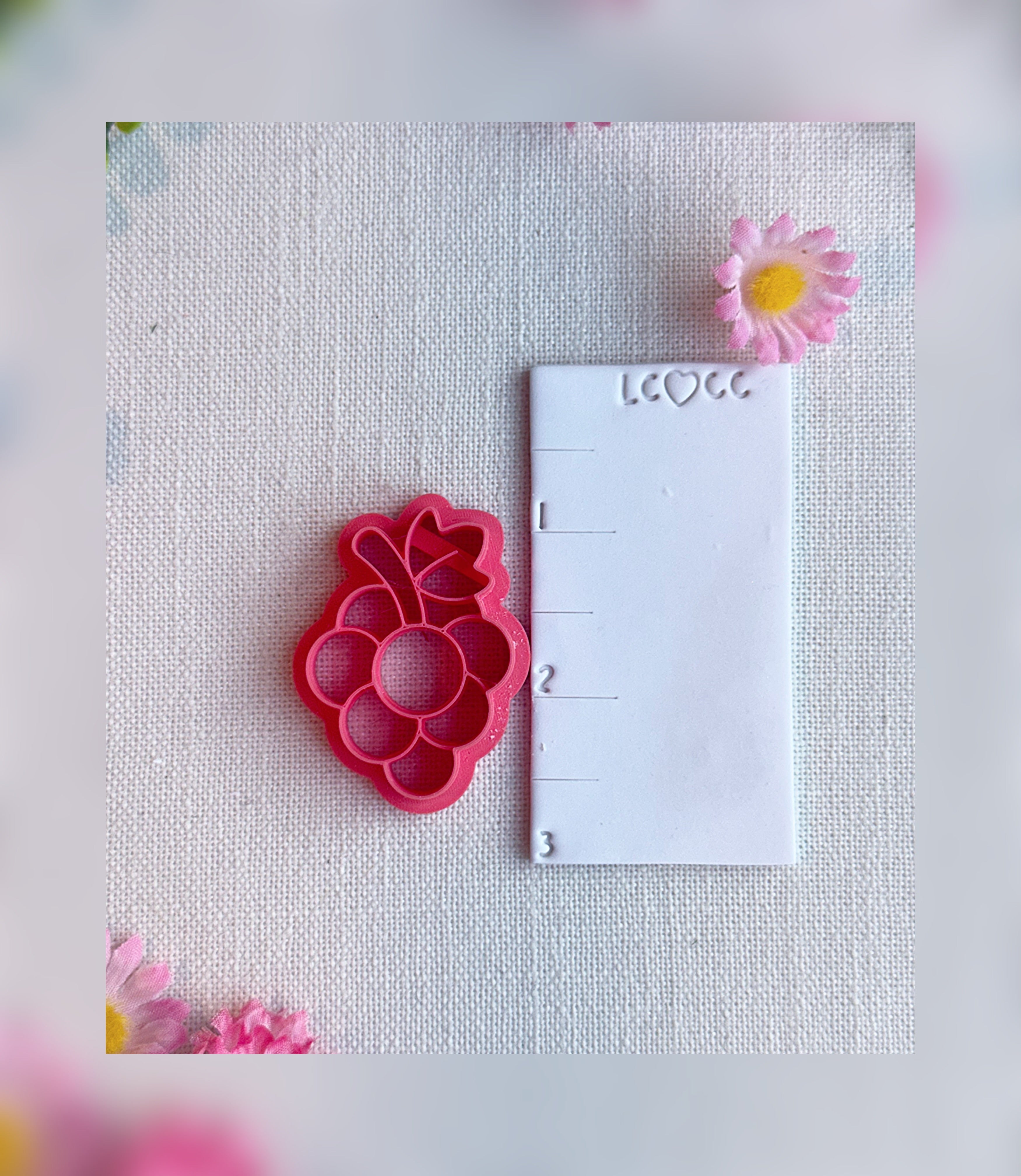 Twisted Grapes Clay Cutter – Polymer Clay Tool