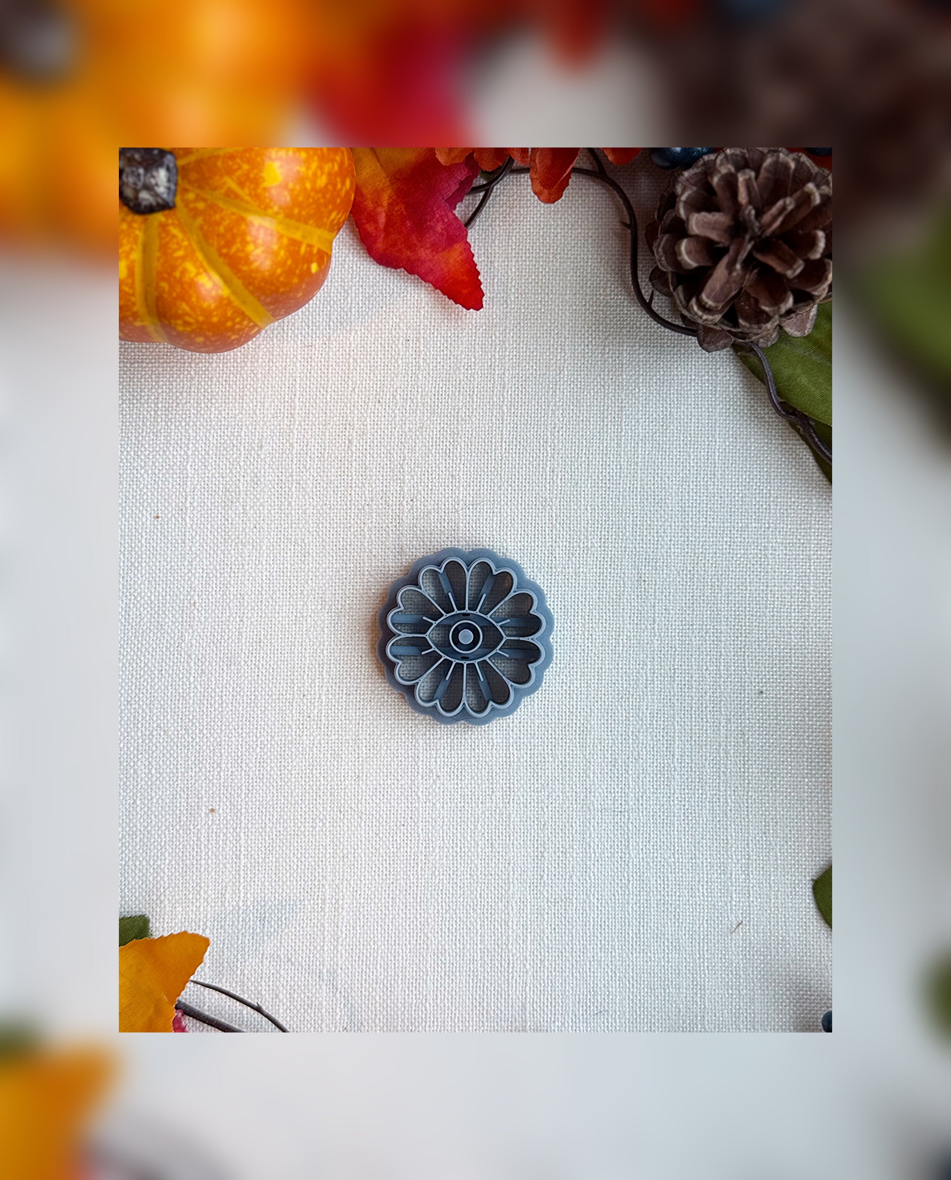 👁 Midnight Bloom Clay Cutter – Polymer Clay Tool for Halloween