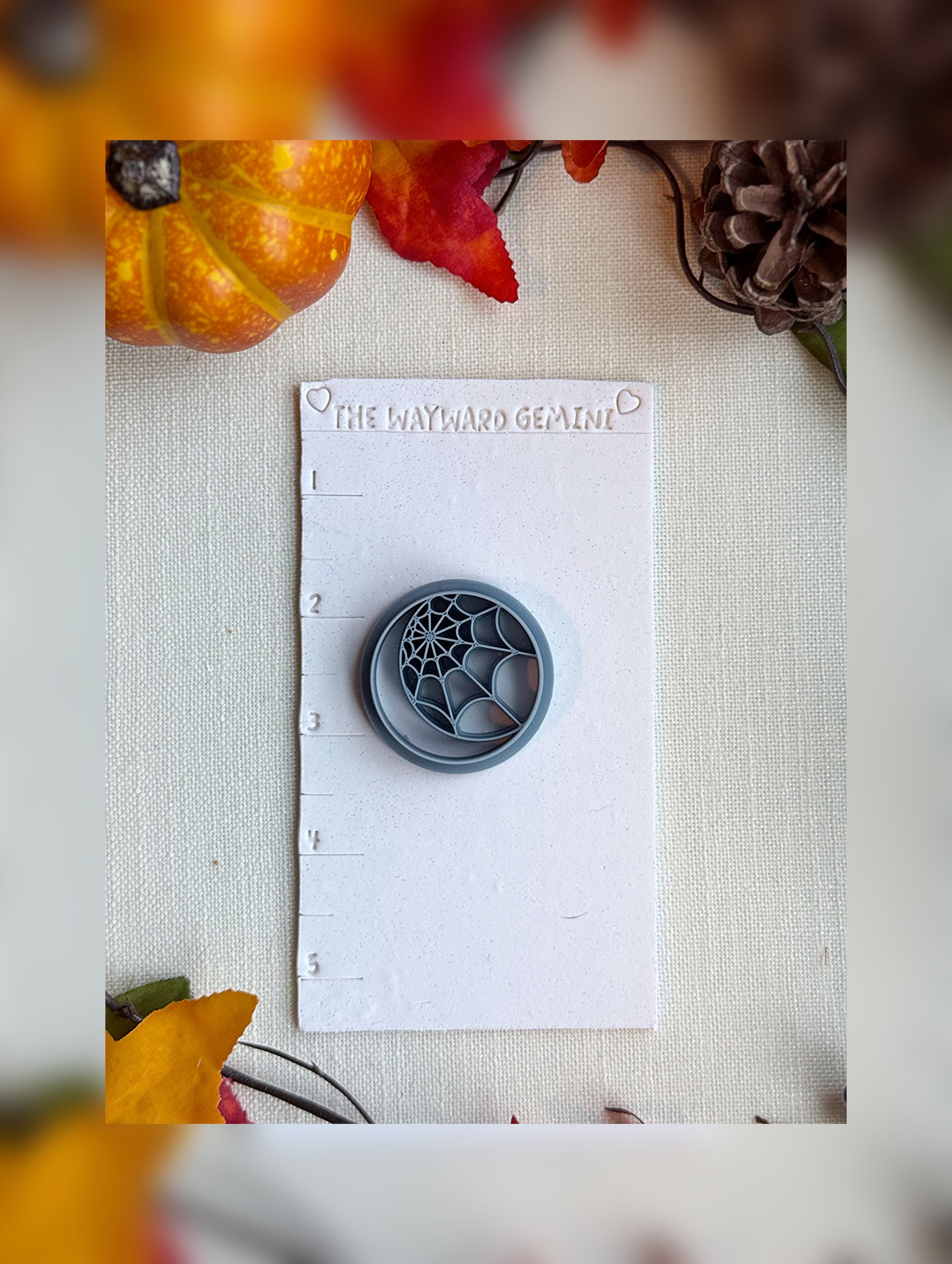 🕸️ Silken Shadows Clay Cutter – Polymer Clay Tool for Halloween