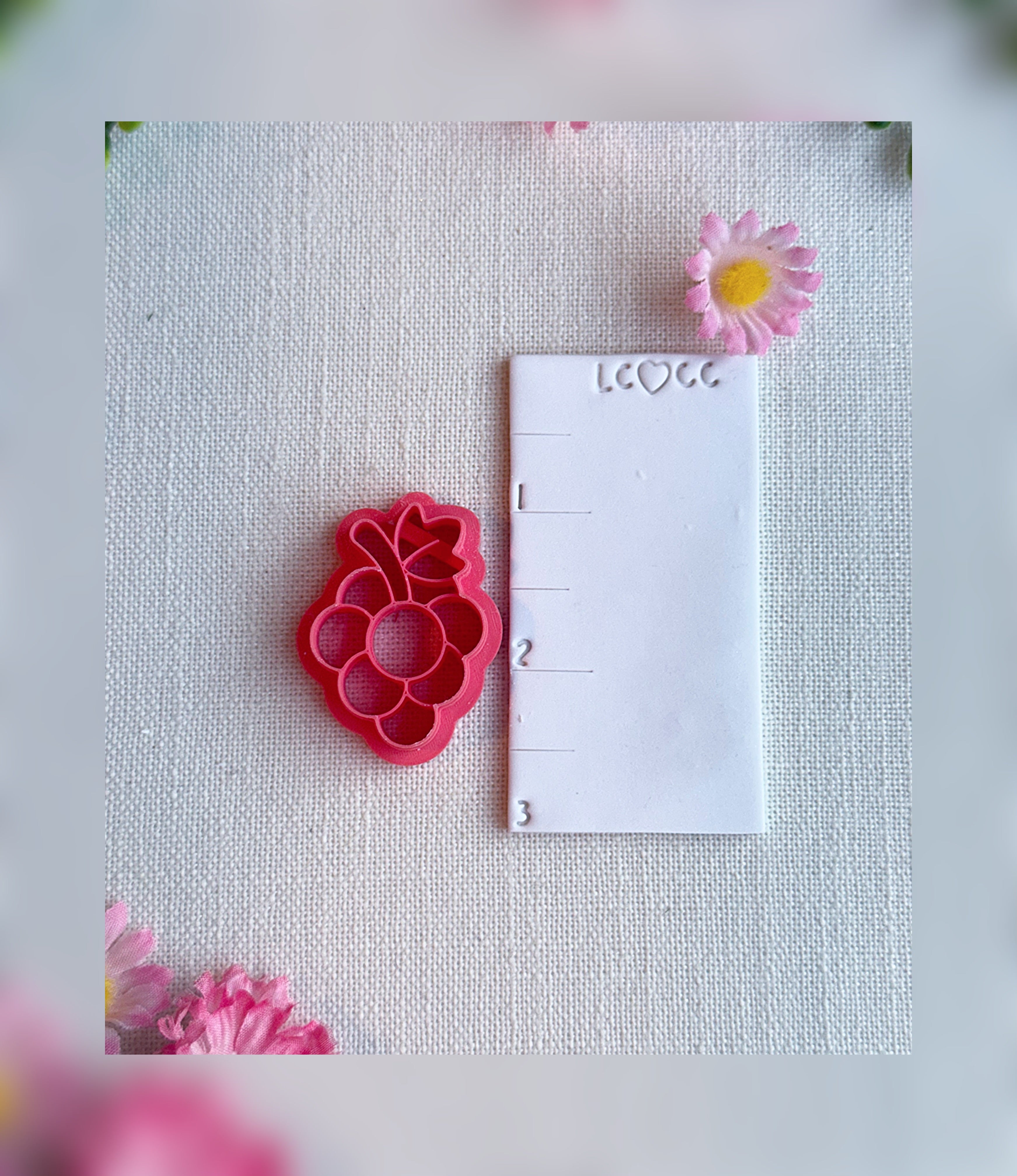 Twisted Grapes Clay Cutter – Polymer Clay Tool