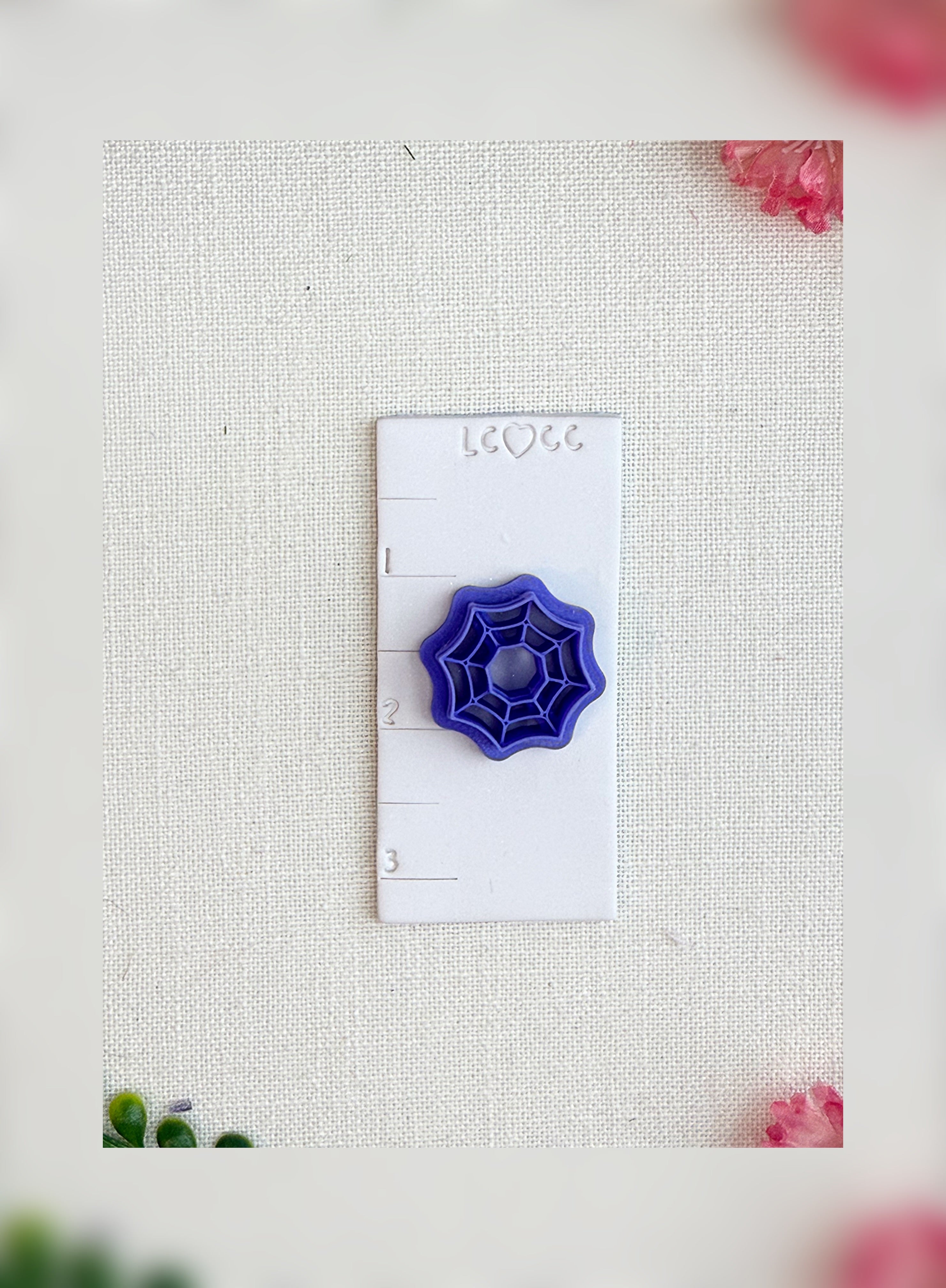 Whispering Webs Clay Cutter – Polymer Clay Tool