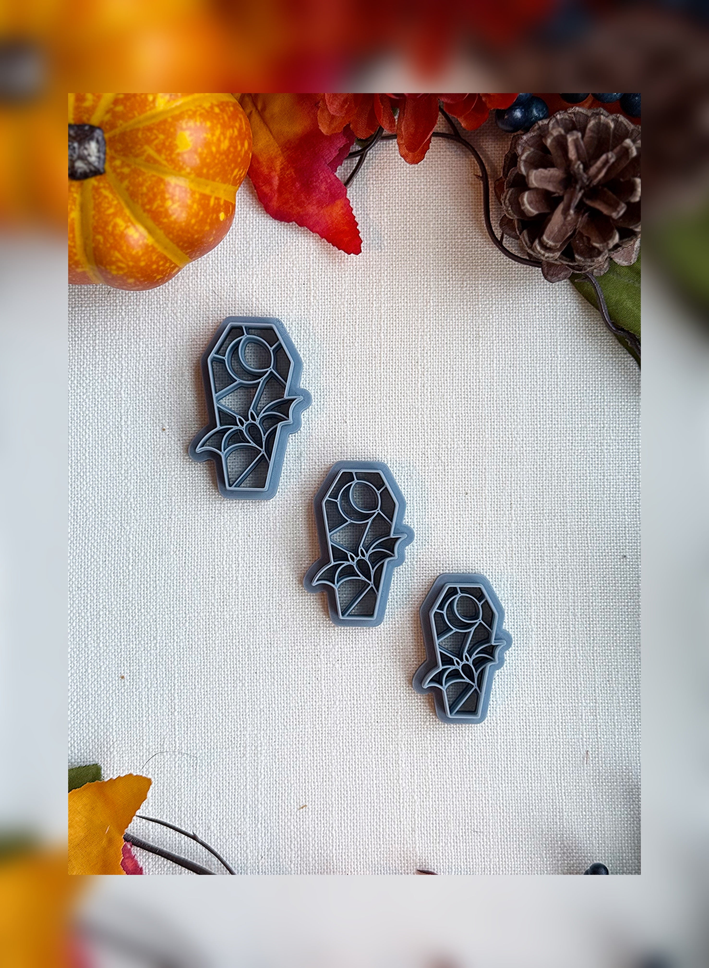 🌙 Moonrise Mausoleum Clay Cutter – Polymer Clay Tool for Halloween