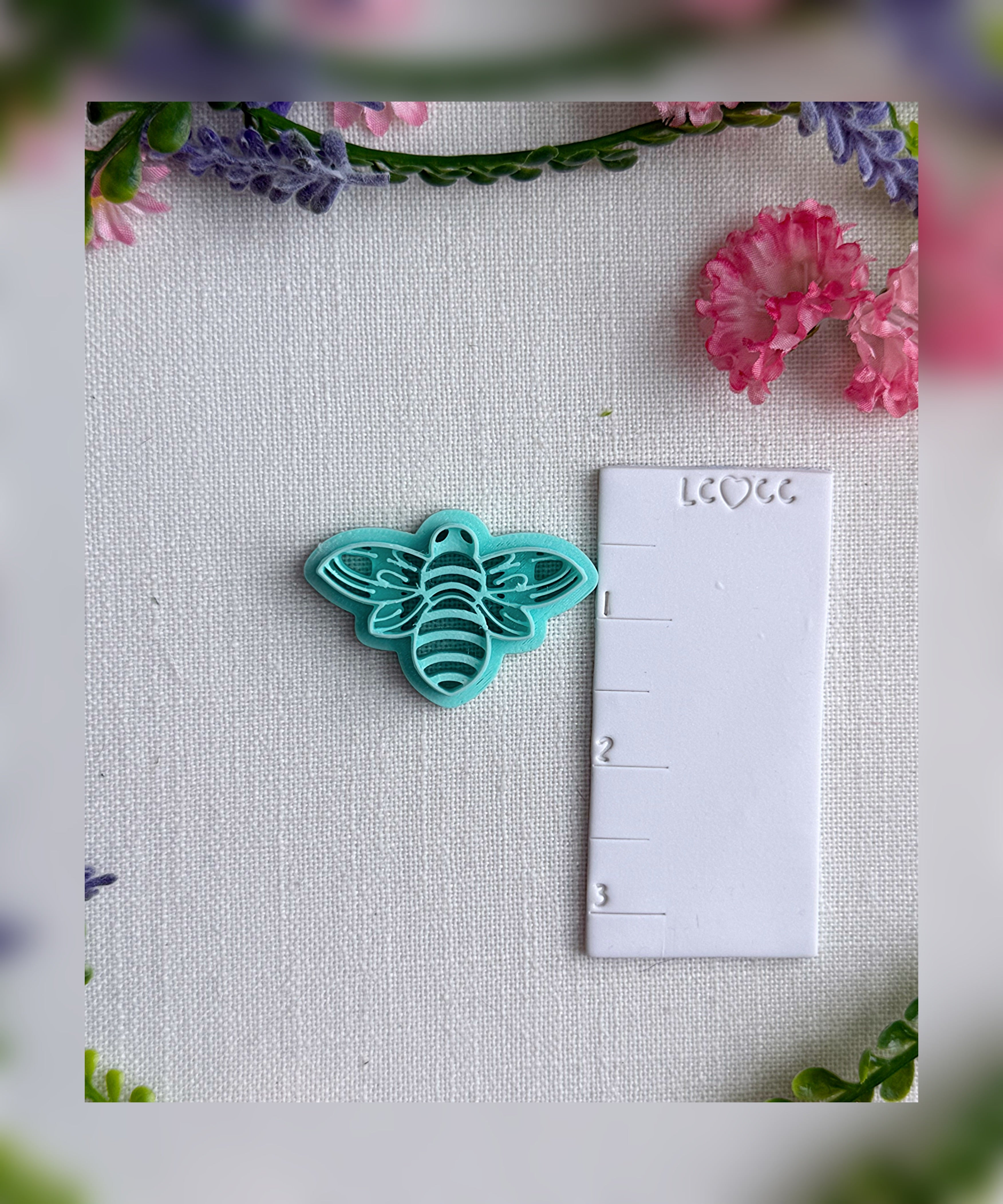 🐝Honeywhirl Bee Clay Cutter – Polymer Clay Tool