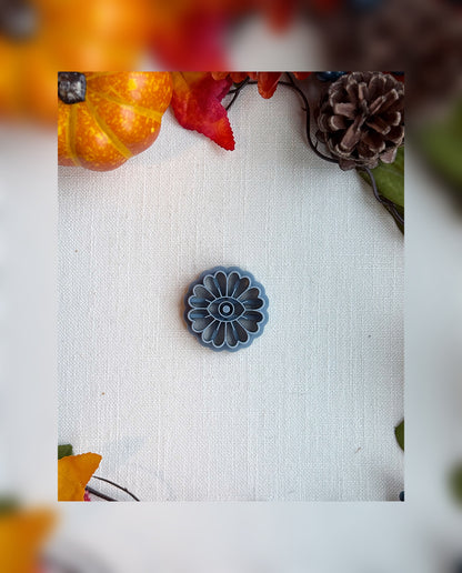 👁 Midnight Bloom Clay Cutter – Polymer Clay Tool for Halloween