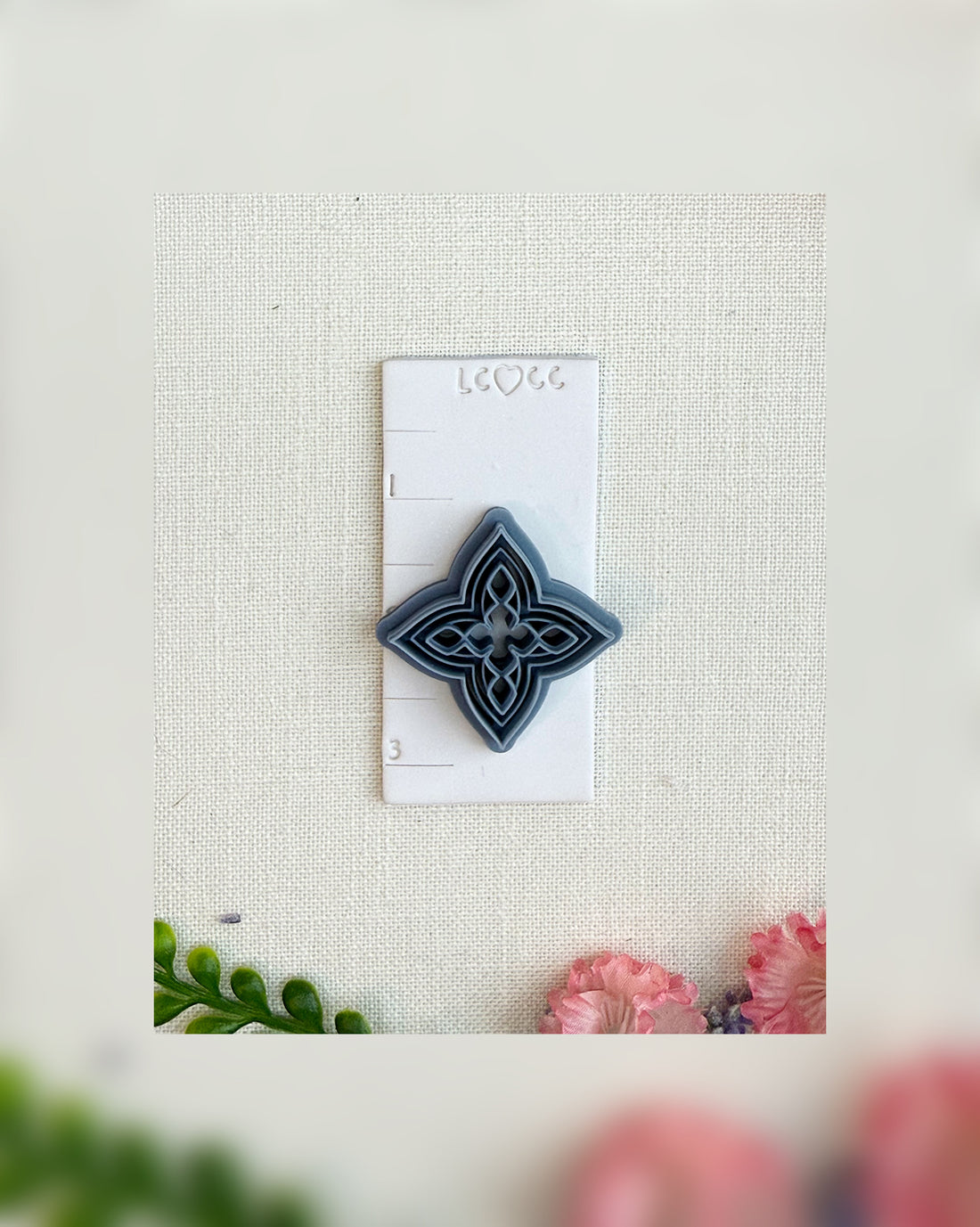 Cathedral Clover Window Clay Cutter – Polymer Clay