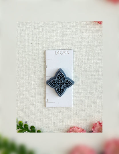 Cathedral Clover Window Clay Cutter – Polymer Clay
