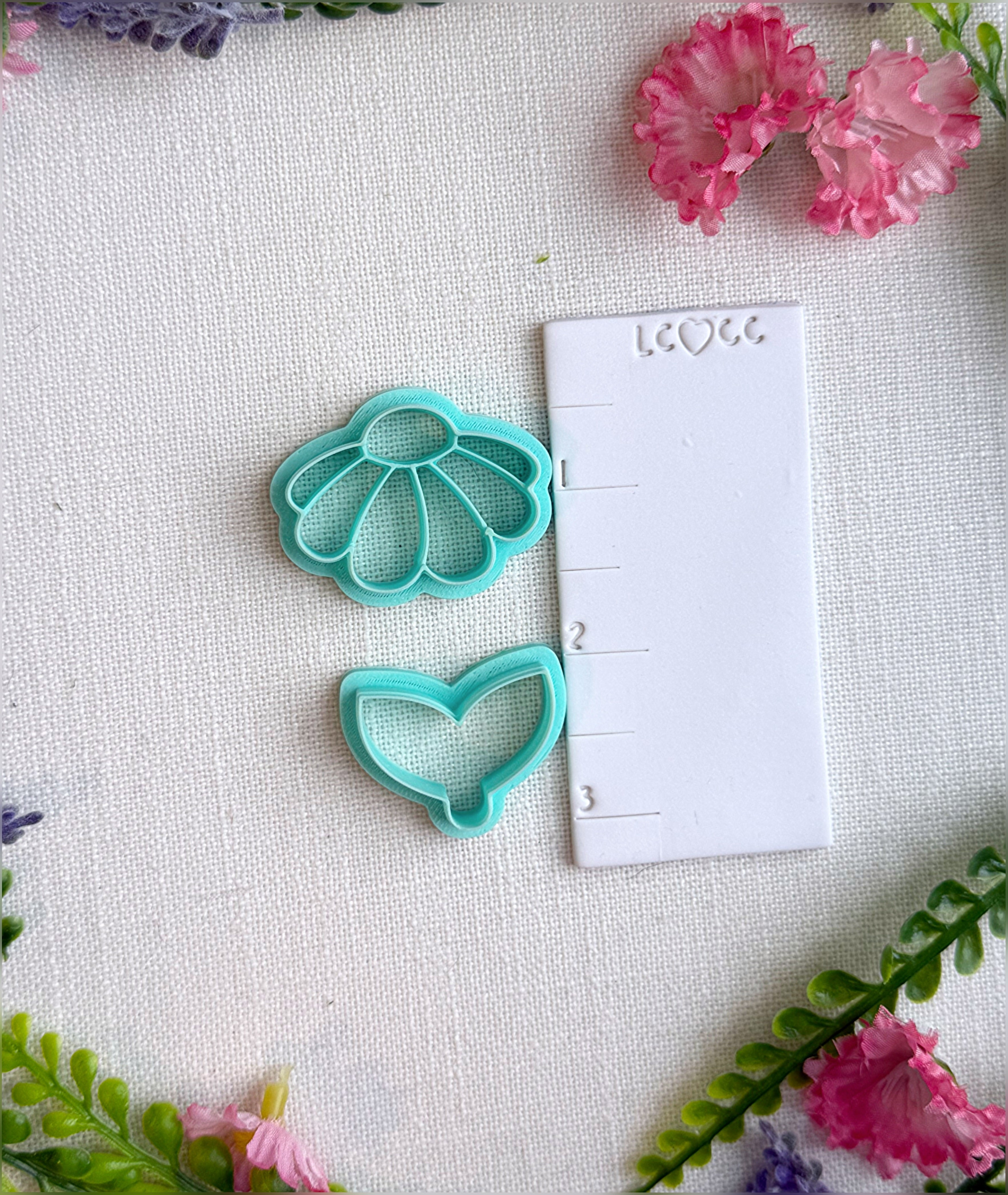 Cosmo Bloom Flower Clay Cutter with Optional Stem – Polymer Clay Tool