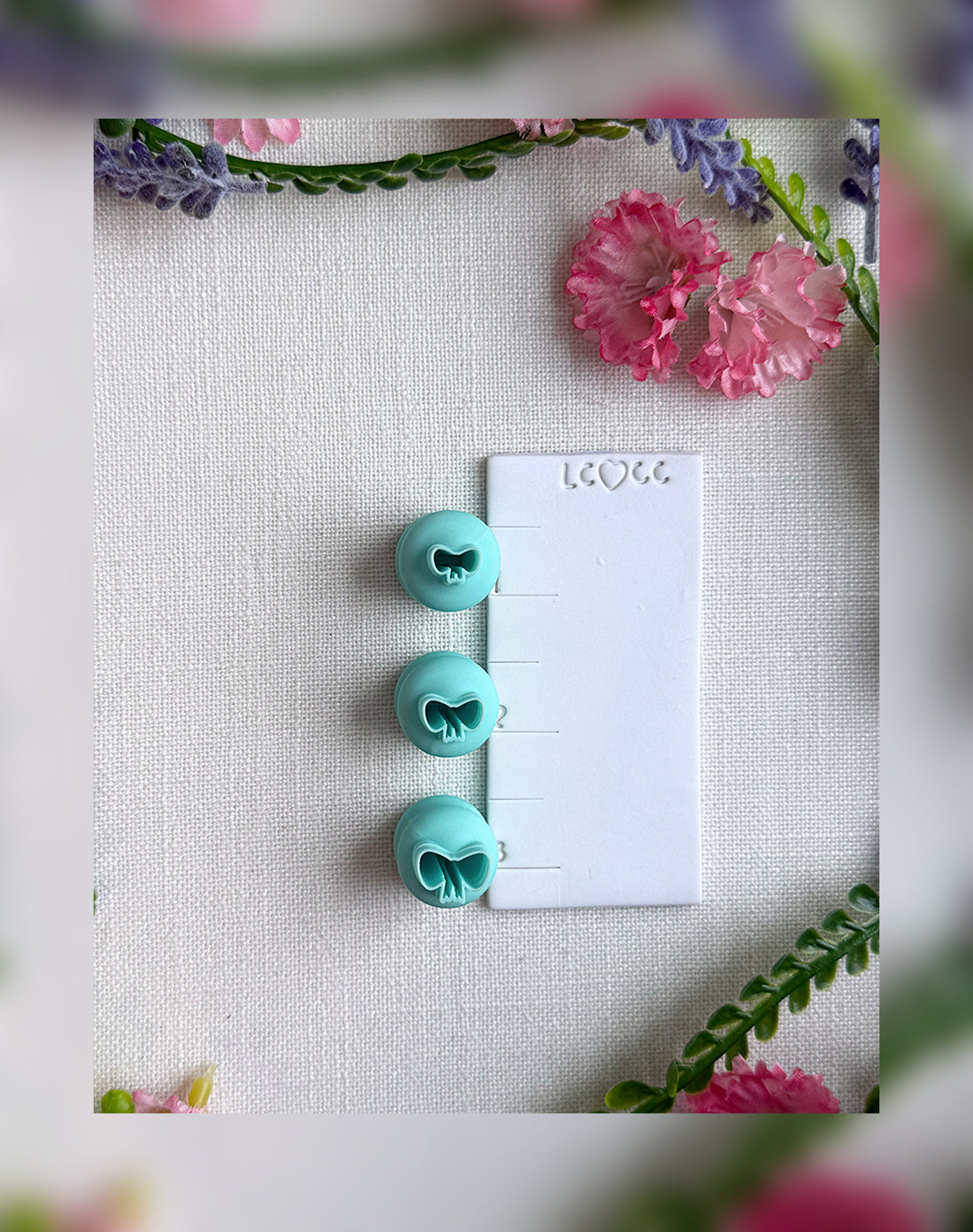 🎀 Mini Bow Clay Cutter – Polymer Clay Tool