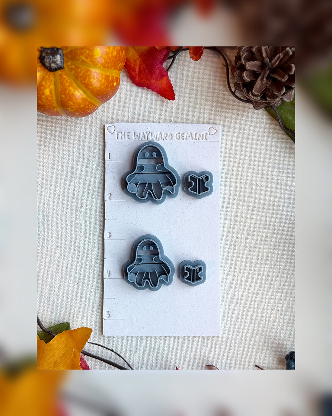 📚 Boo-kworm Clay Cutter Set – Polymer Clay Tools for Halloween  (2 Sizes + Layering Piece)