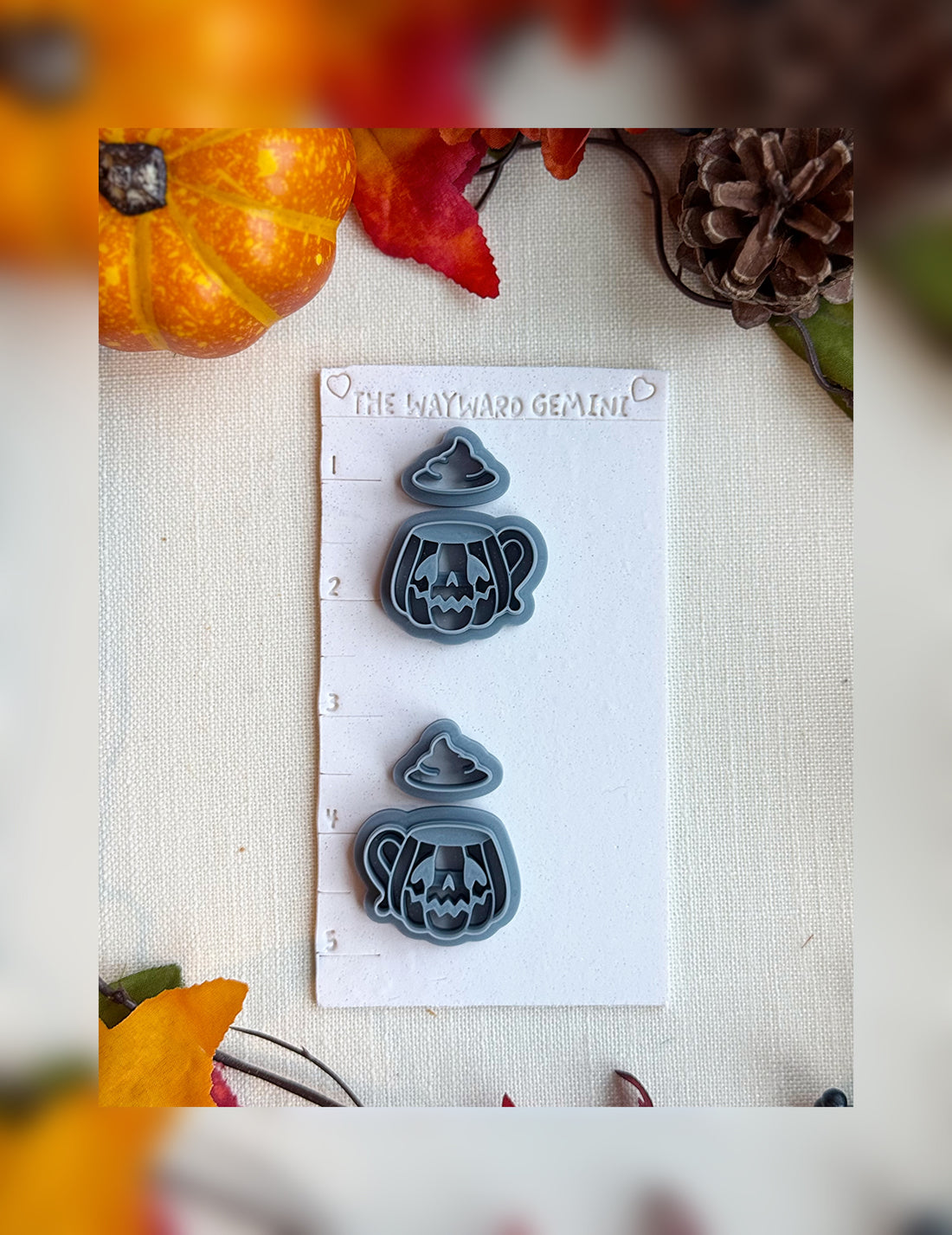 🎃 Pumpkin Brew Clay Cutter – Polymer Clay Tool with Witch Hat &amp; Jack-o’-Lantern Mug (2 Sizes)