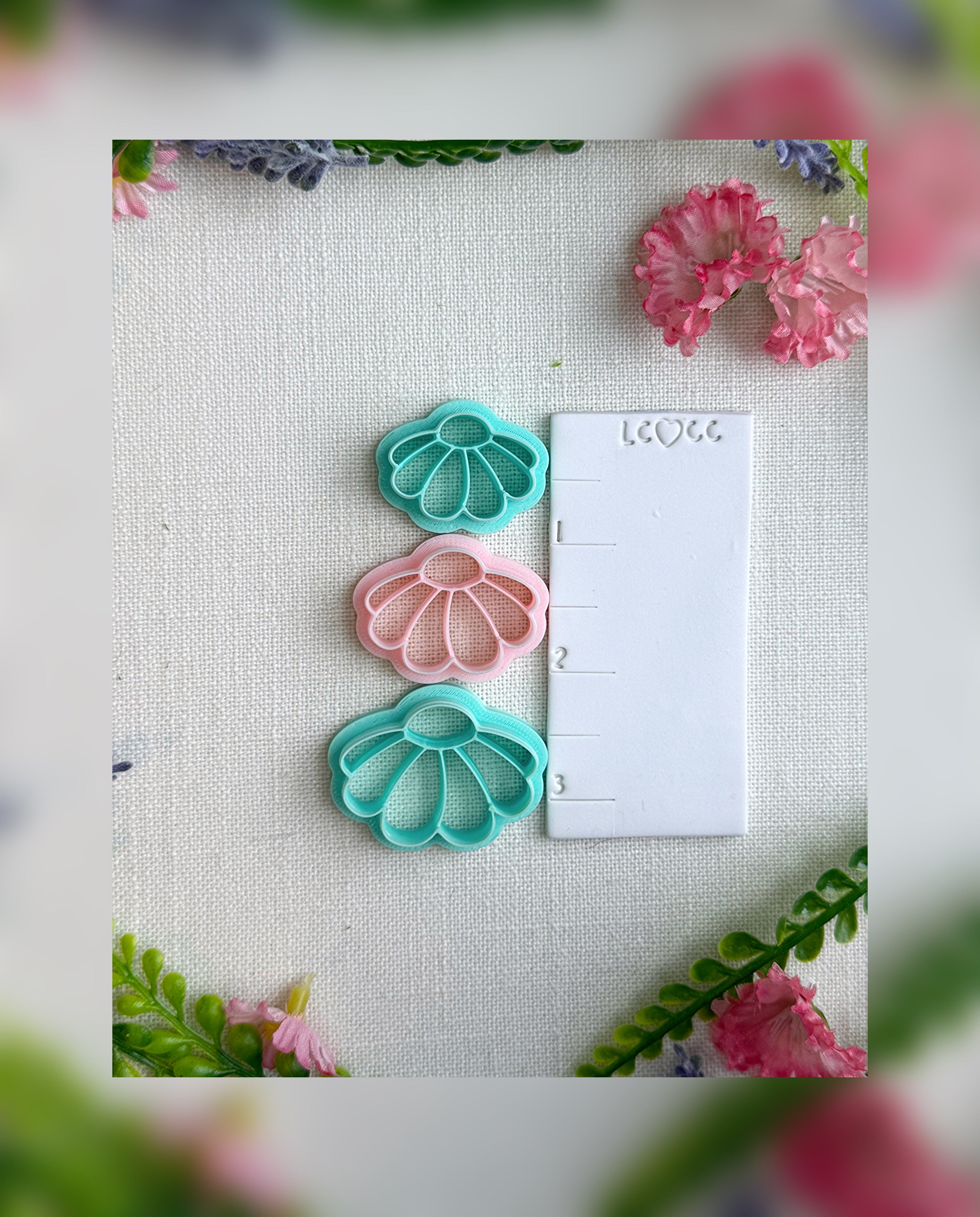 Cosmo Bloom Flower Clay Cutter with Optional Stem – Polymer Clay Tool